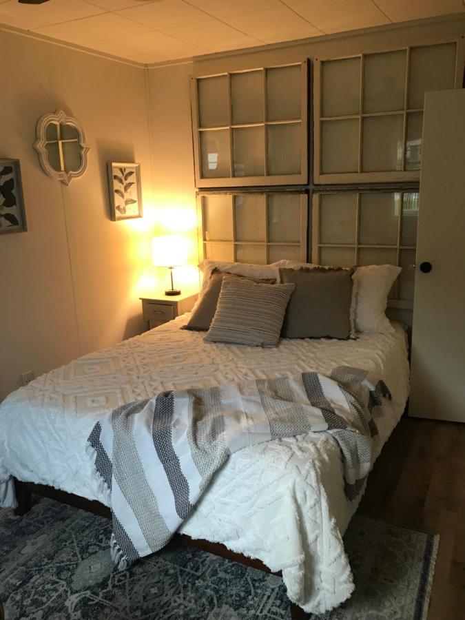 Cheerful 2 Bedroom Cottage On 5Th Decatur Екстер'єр фото